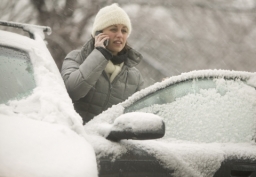 autó indító akkumulátor mobil segítségkérés